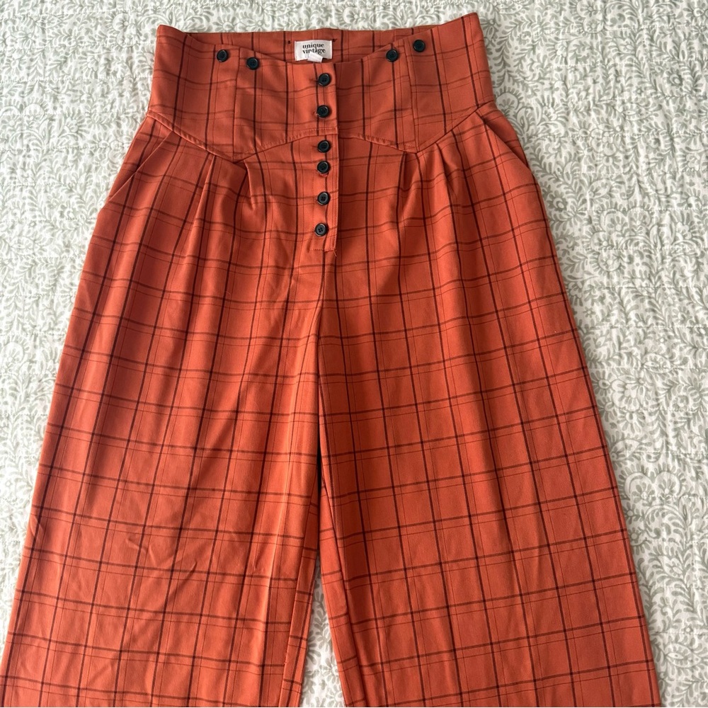 Unique-Vintage Burgundy Wide-Leg Trousers with Button Details